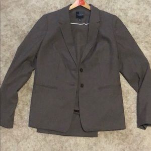 Pant and jacket suit